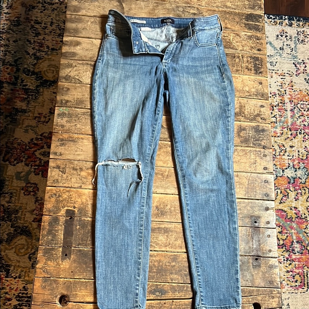 NYDJ Ami Skinny Legging Blue Distressed Women Jeans size 4